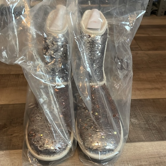 UGG SEQUINS - Picture 4 of 4